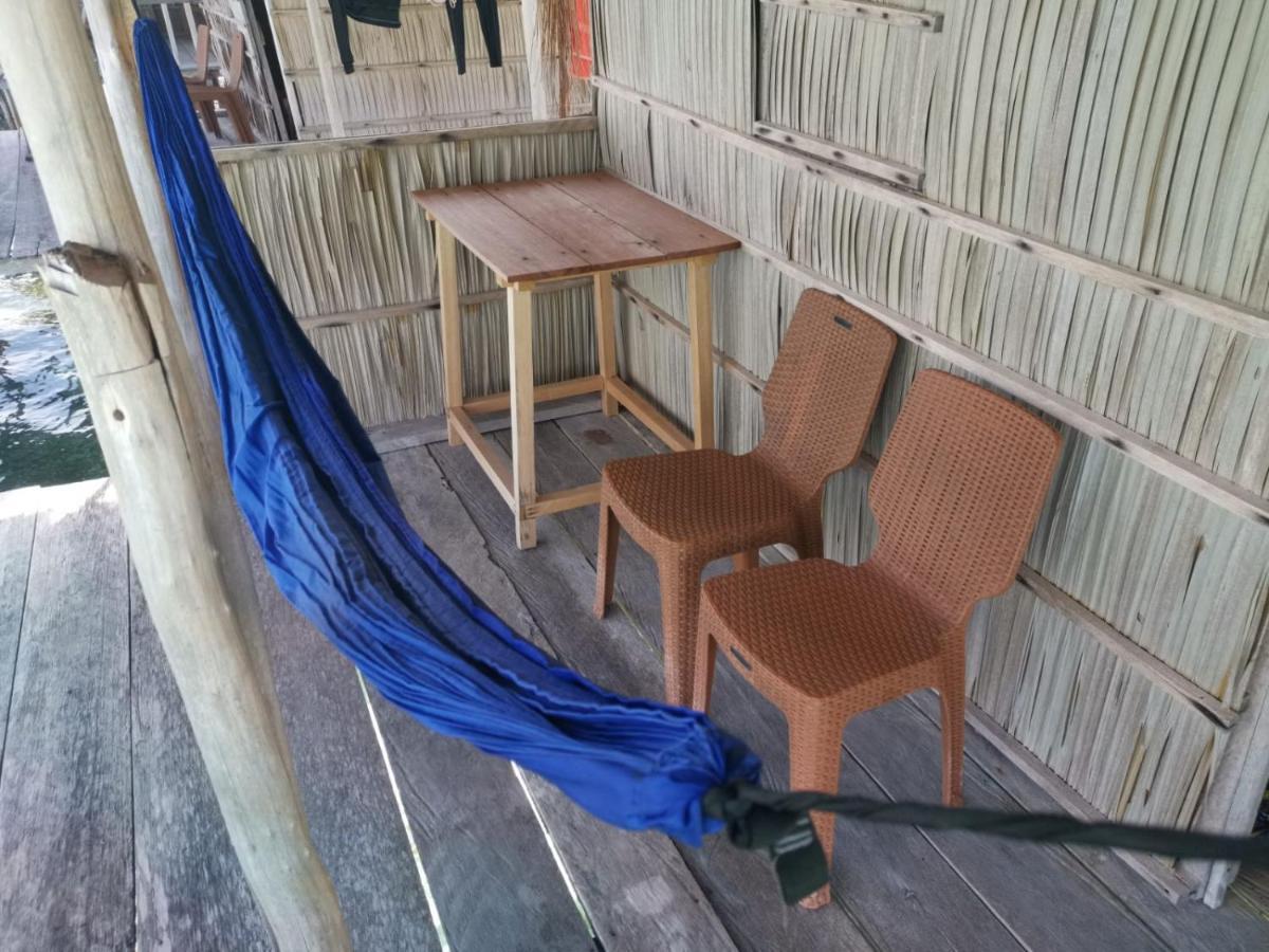 Kri Raja Ampat Bungalows Zewnętrze zdjęcie